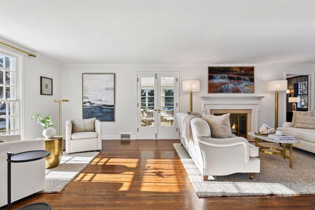 1 Spur Road, Edina, MN 55436