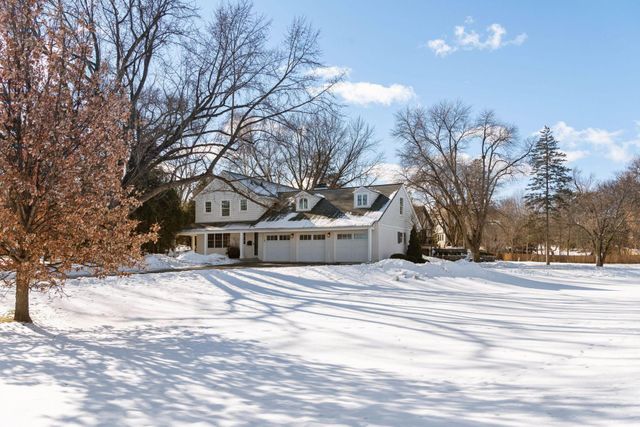 1 Spur Road, Edina, MN 55436