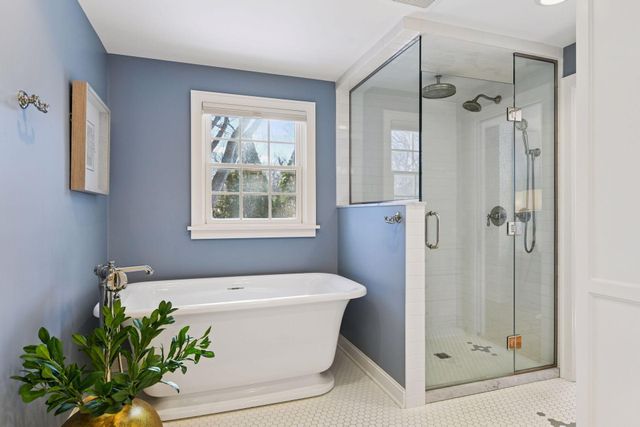 1 Spur Road, Edina, MN 55436