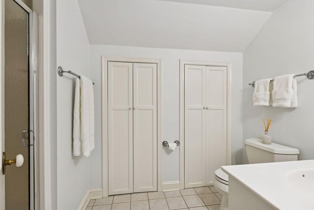 1 Spur Road, Edina, MN 55436