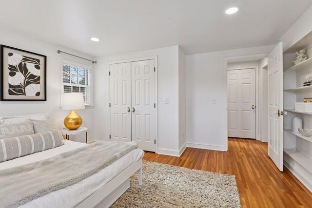 1 Spur Road, Edina, MN 55436