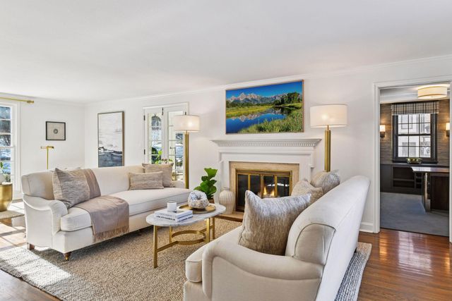 1 Spur Road, Edina, MN 55436