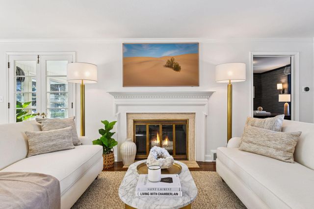 1 Spur Road, Edina, MN 55436