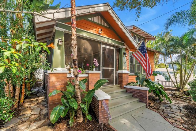 1114 3RD STREET N, St Petersburg, FL 33701
