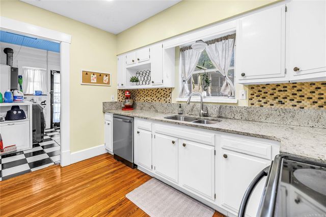1114 3RD STREET N, St Petersburg, FL 33701