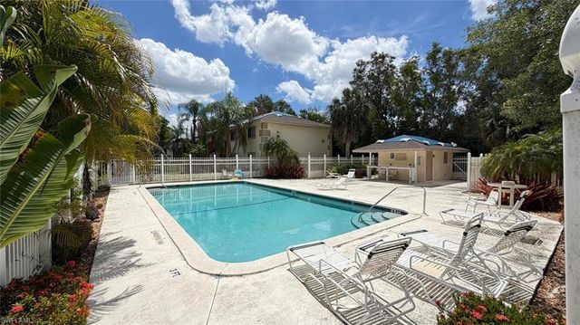 5410 16th PL SW B-1, Naples, FL 34116