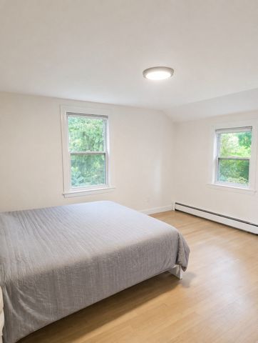 7 Springdale Ave, Wellesley, MA 02481