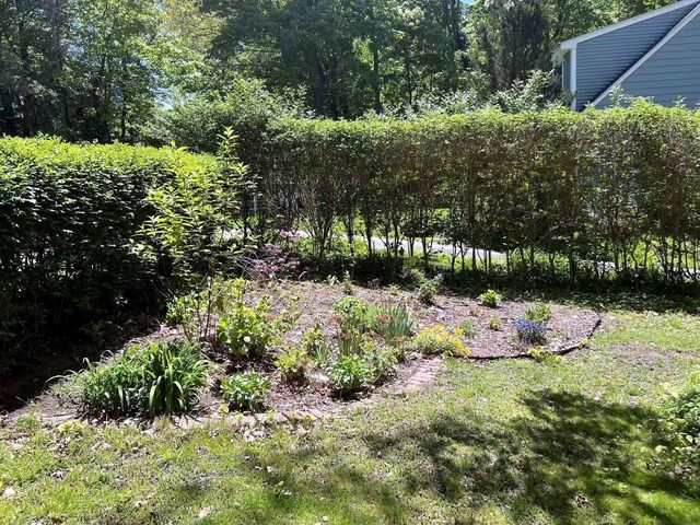 7 Springdale Ave, Wellesley, MA 02481