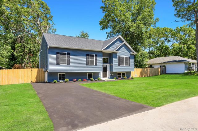 29 Dana Avenue, Mastic, NY 11950