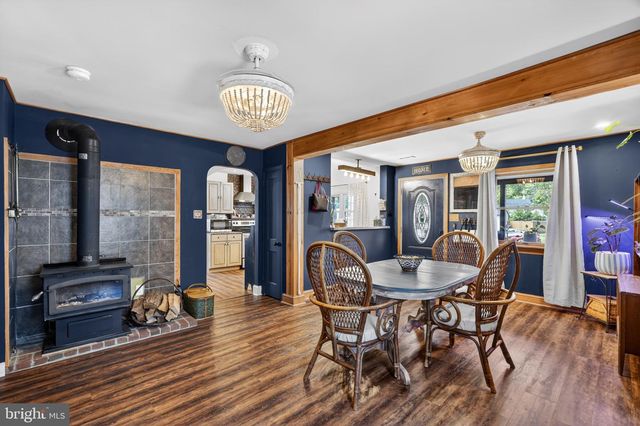 1206 LAKEVIEW DR, Lansdale, PA 19446