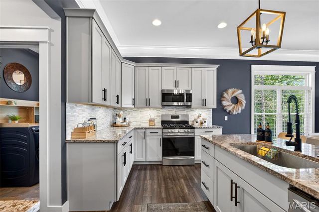 829 Mule Creek Drive, Wentzville, MO 63385