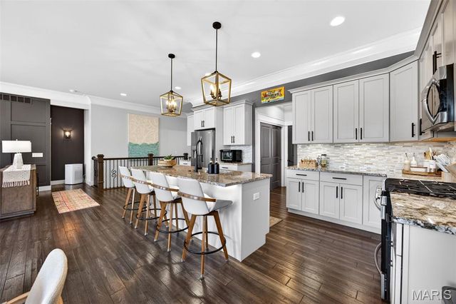 829 Mule Creek Drive, Wentzville, MO 63385