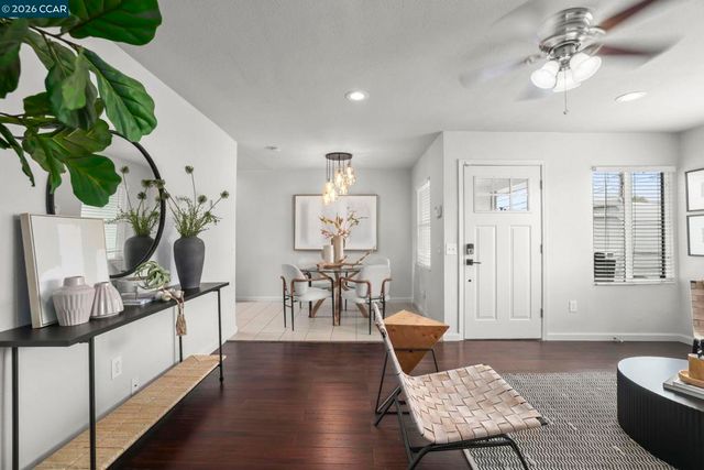 2818 Greenwood Dr, San Pablo, CA 94806