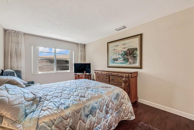 7206 W Oakridge Circle D, Lake Worth, FL 33462