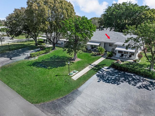 7206 W Oakridge Circle D, Lake Worth, FL 33462