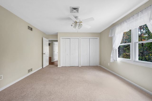21 Dallas Dr 202, Dracut, MA 01826