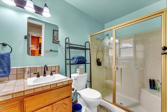 2850 Balaton Avenue, Redding, CA 96001