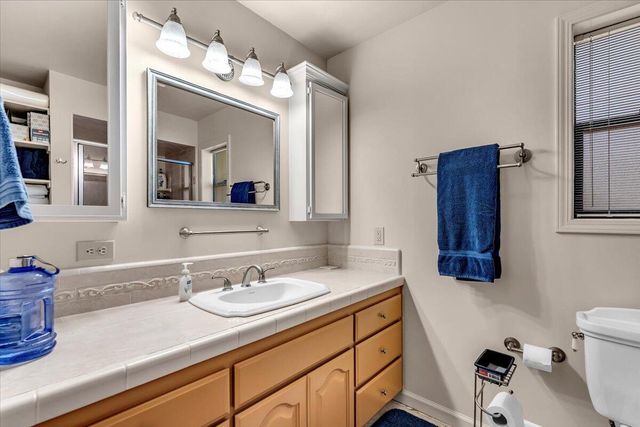 2850 Balaton Avenue, Redding, CA 96001