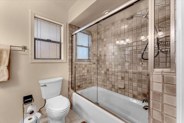 2850 Balaton Avenue, Redding, CA 96001