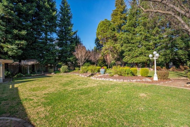 2850 Balaton Avenue, Redding, CA 96001