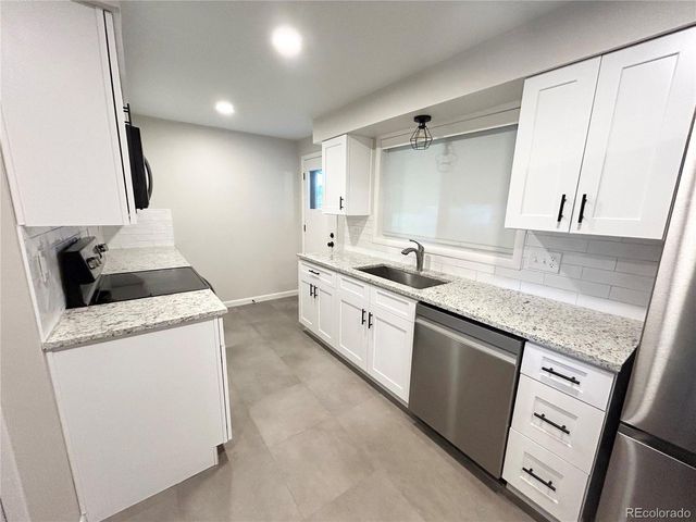 5010 S Fox St, Englewood, CO 80110