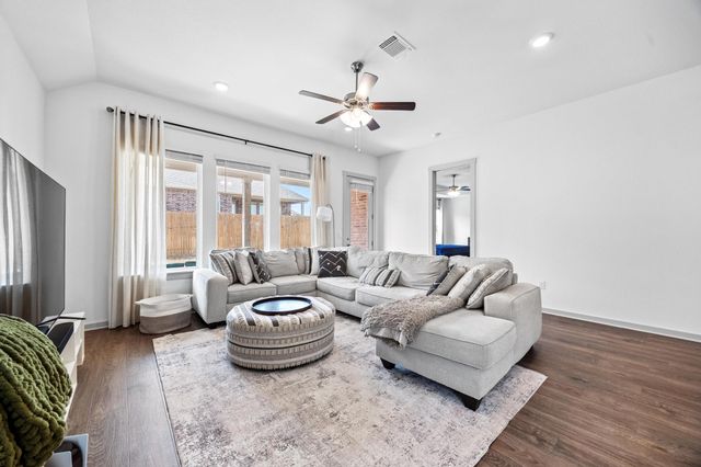 329 Black Sheep CV, Leander, TX 78641