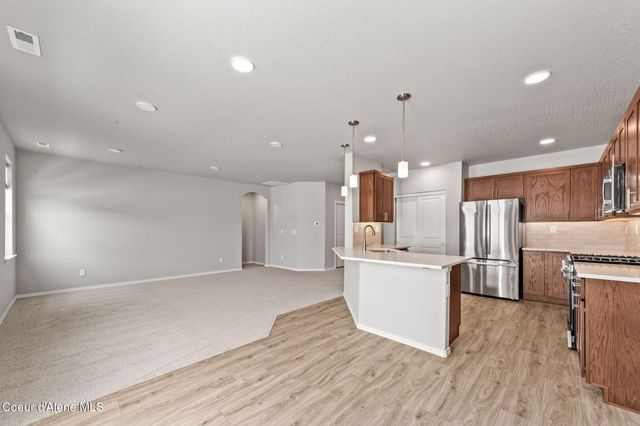 11842 N Lennon LN, Rathdrum, ID 83858