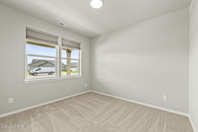 11842 N Lennon LN, Rathdrum, ID 83858