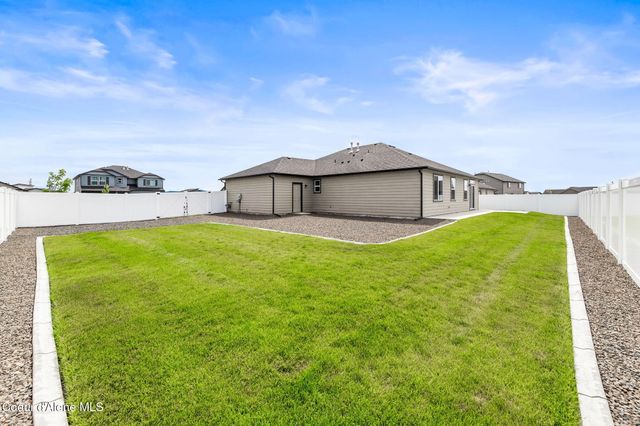 11842 N Lennon LN, Rathdrum, ID 83858