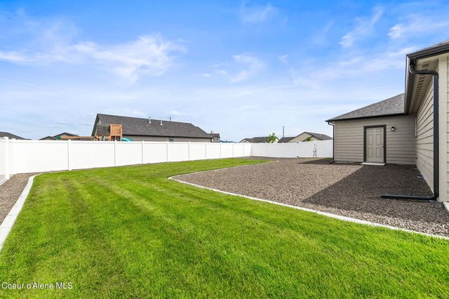 11842 N Lennon LN, Rathdrum, ID 83858