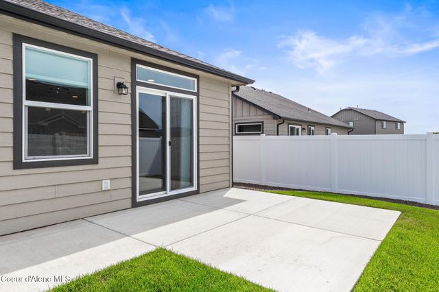 11842 N Lennon LN, Rathdrum, ID 83858