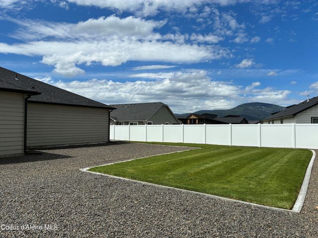 11842 N Lennon LN, Rathdrum, ID 83858