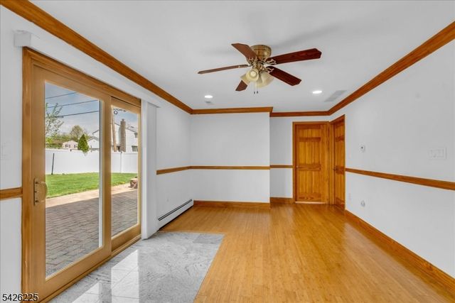 95 Calvert Ave E, Edison Twp., NJ 08820