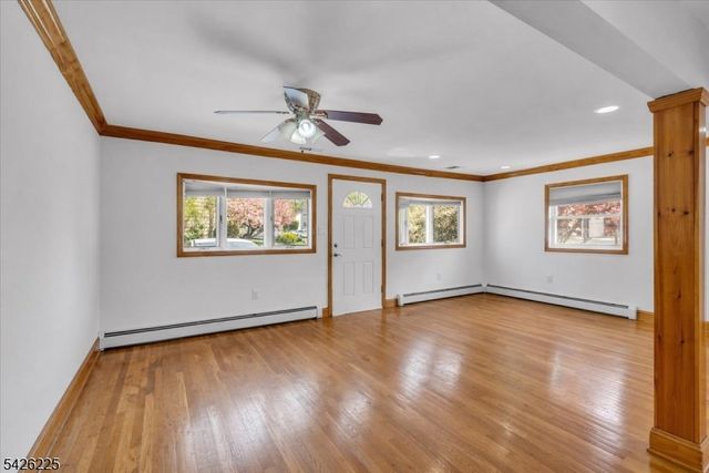 95 Calvert Ave E, Edison Twp., NJ 08820