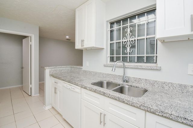 16518 Monte Carlo Lane, Houston, TX 77053