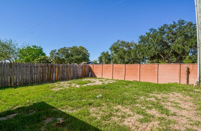 16518 Monte Carlo Lane, Houston, TX 77053