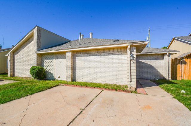 16518 Monte Carlo Lane, Houston, TX 77053