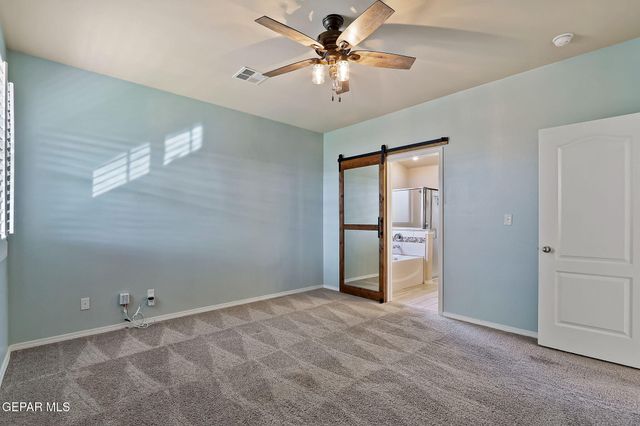 3921 DESERT DUNES Drive, El Paso, TX 79938