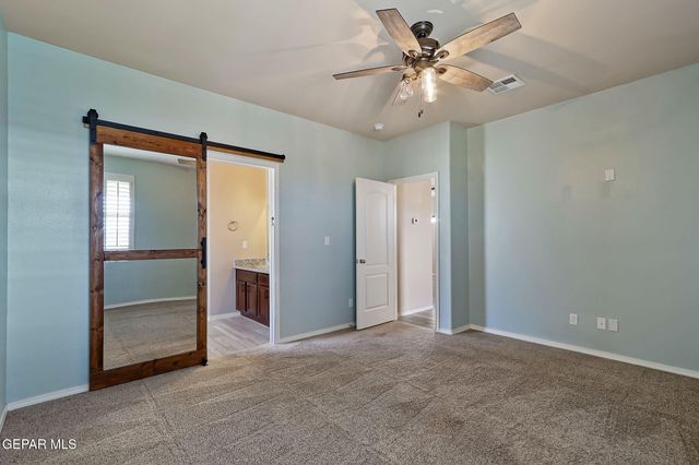 3921 DESERT DUNES Drive, El Paso, TX 79938
