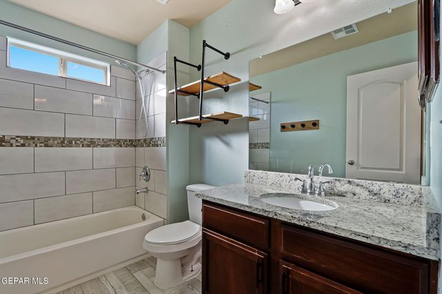 3921 DESERT DUNES Drive, El Paso, TX 79938