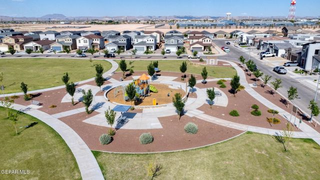 3921 DESERT DUNES Drive, El Paso, TX 79938