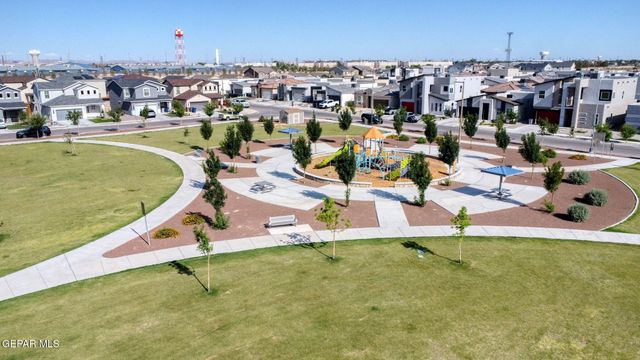 3921 DESERT DUNES Drive, El Paso, TX 79938