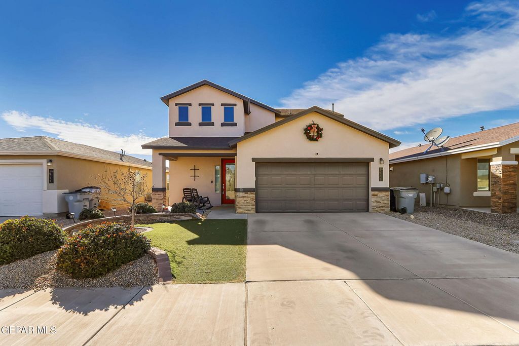 3921 DESERT DUNES Drive, El Paso, TX 79938