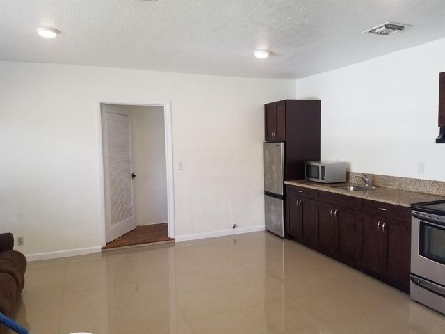 703 NW 6th Street A, Hallandale Beach, FL 33009