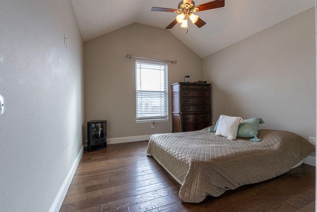 5739 S Cottonwood Drive, Battlefield, MO 65619