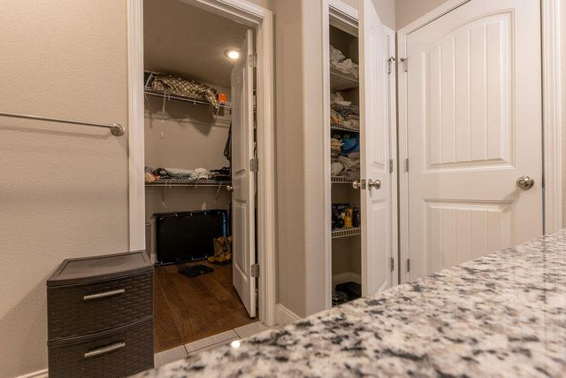 5739 S Cottonwood Drive, Battlefield, MO 65619