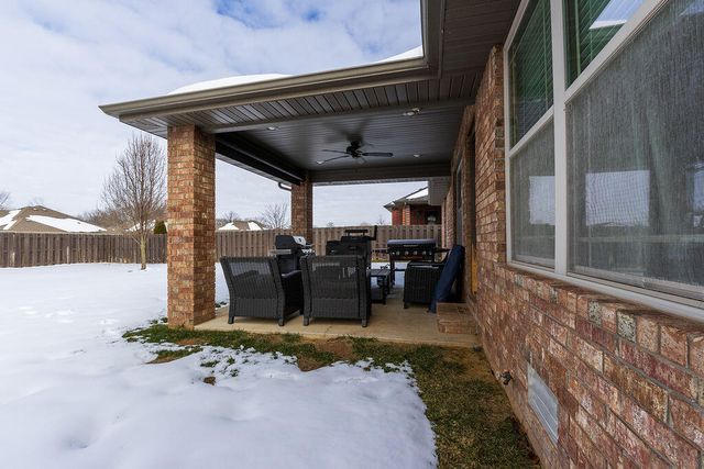 5739 S Cottonwood Drive, Battlefield, MO 65619