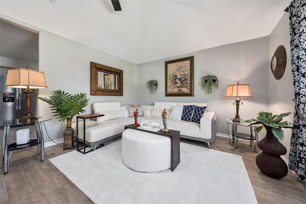 Image 14 of property listing at 1969 GOLDEN PALM CIRCLE, Tavares, FL 32778