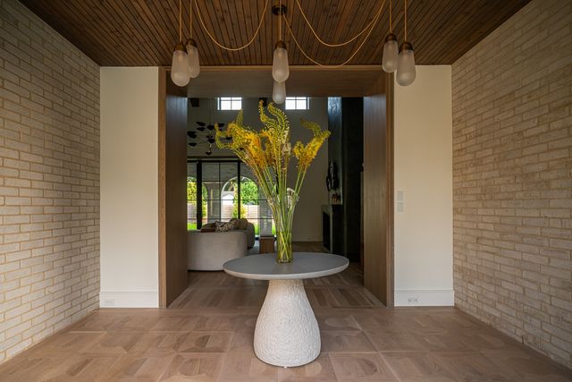 3832 Cabana Lane, Dallas, TX 75229