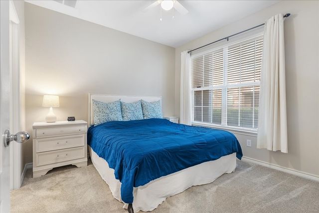 15765 Seabolt 41, Addison, TX 75001